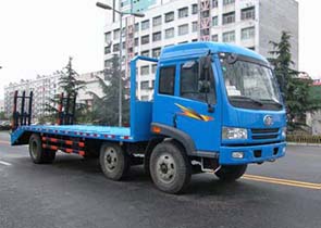 解放小三軸平板運(yùn)輸車(chē)