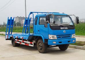 東風(fēng)勁卡平板運(yùn)輸車(chē)